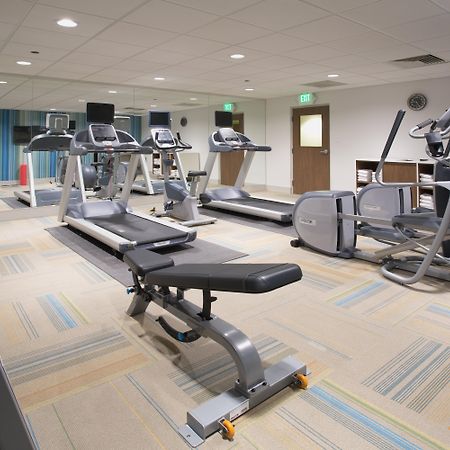 Holiday Inn Express & Suites - Dodge City By Ihg Esterno foto