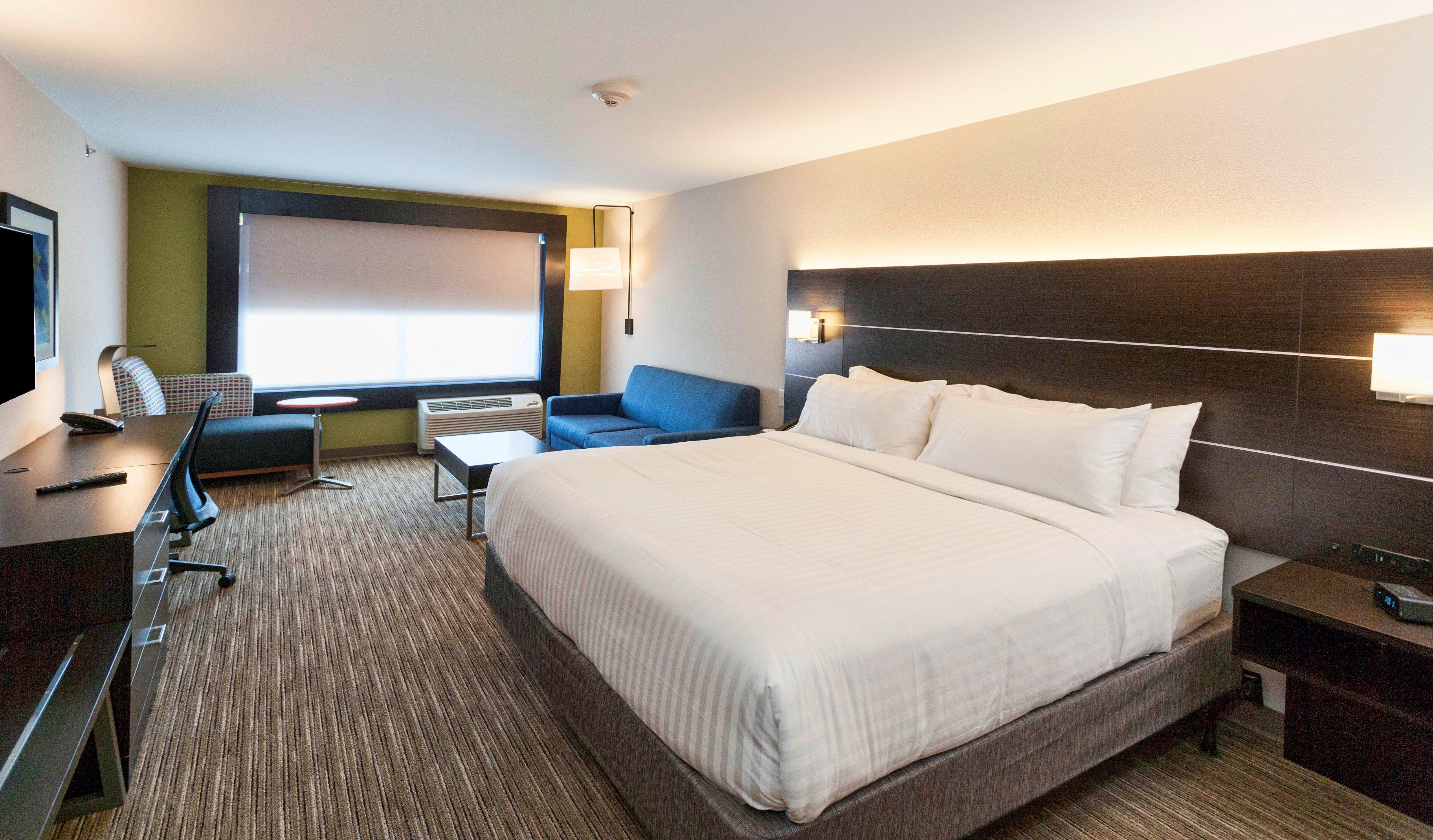 Holiday Inn Express & Suites - Dodge City By Ihg Esterno foto